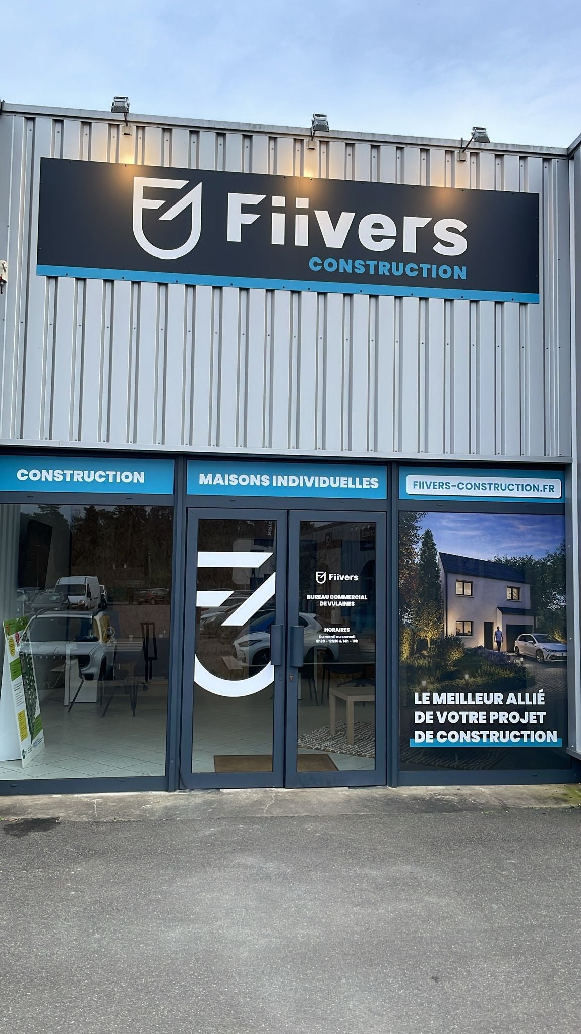 Signalétique et enseigne pour Fiivers Construction